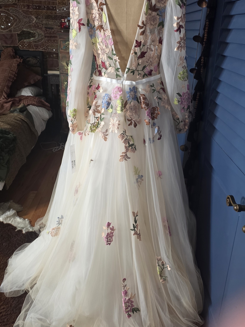 NWT Jovani Floral Embroidered Mesh Formal Evening Gown - Size 16 - Picture 9 of 13